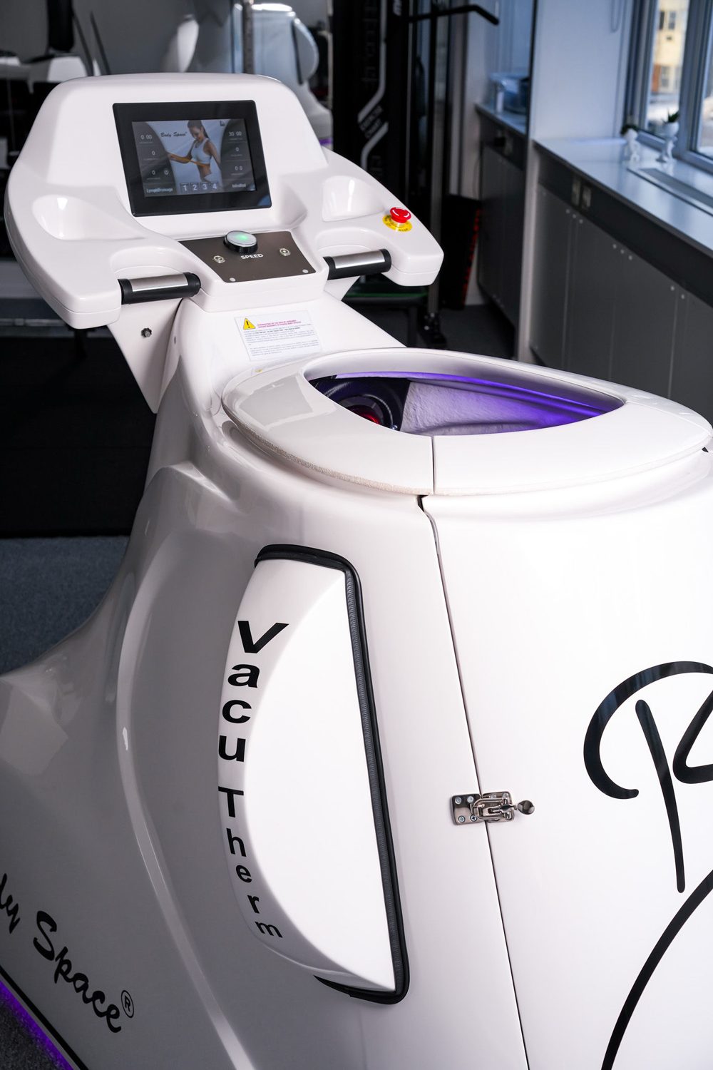 Body Space-maskin med löpband hos Lilly Body Space
